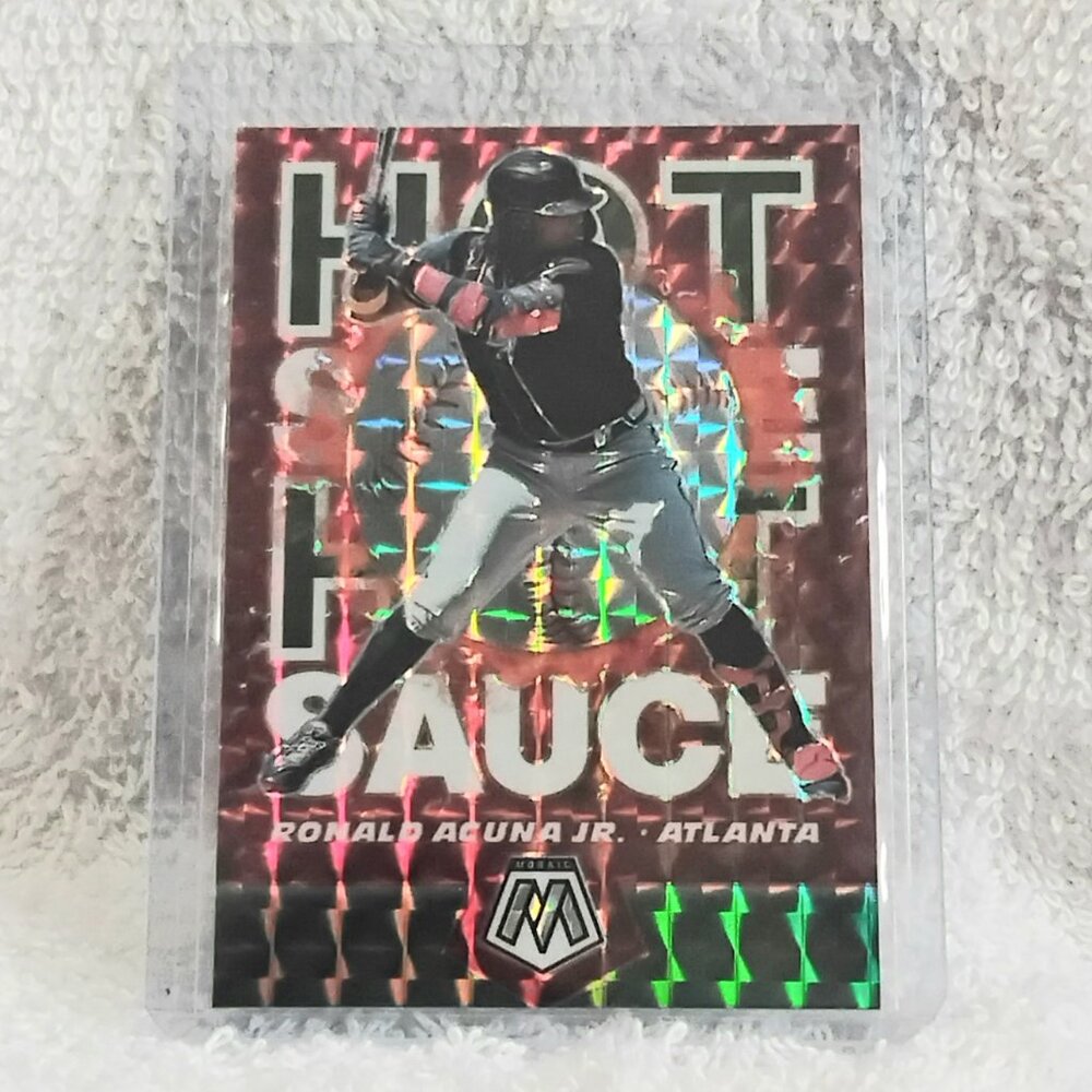 3/$25 Mint 2021 Mosaic Ronaldo Acuna Green Hot Sauce MLB Card HS6!!
